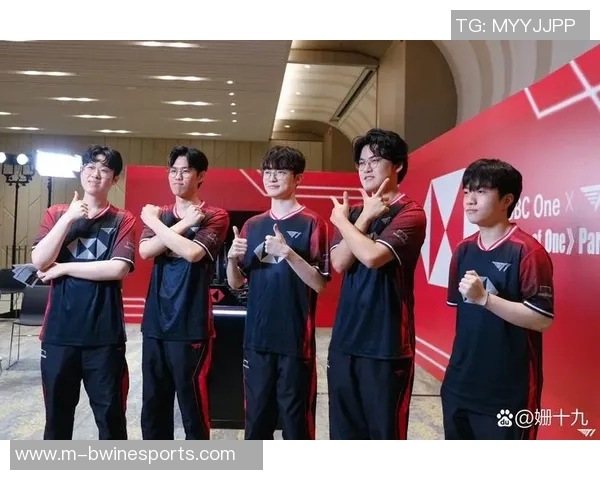 周军回顾DOTA2职业生涯与S15LOL比分的精彩对话 周军回顾DOTA2职业生涯与S15LOL比分的精彩对话